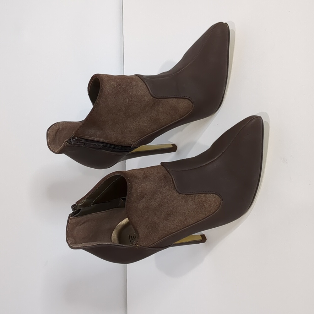 Wild Pair Brown PU Booties - Side Cutout & Zipper